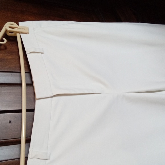 Banana Republic Wide Leg Cropped Pants - Picture 2 of 9